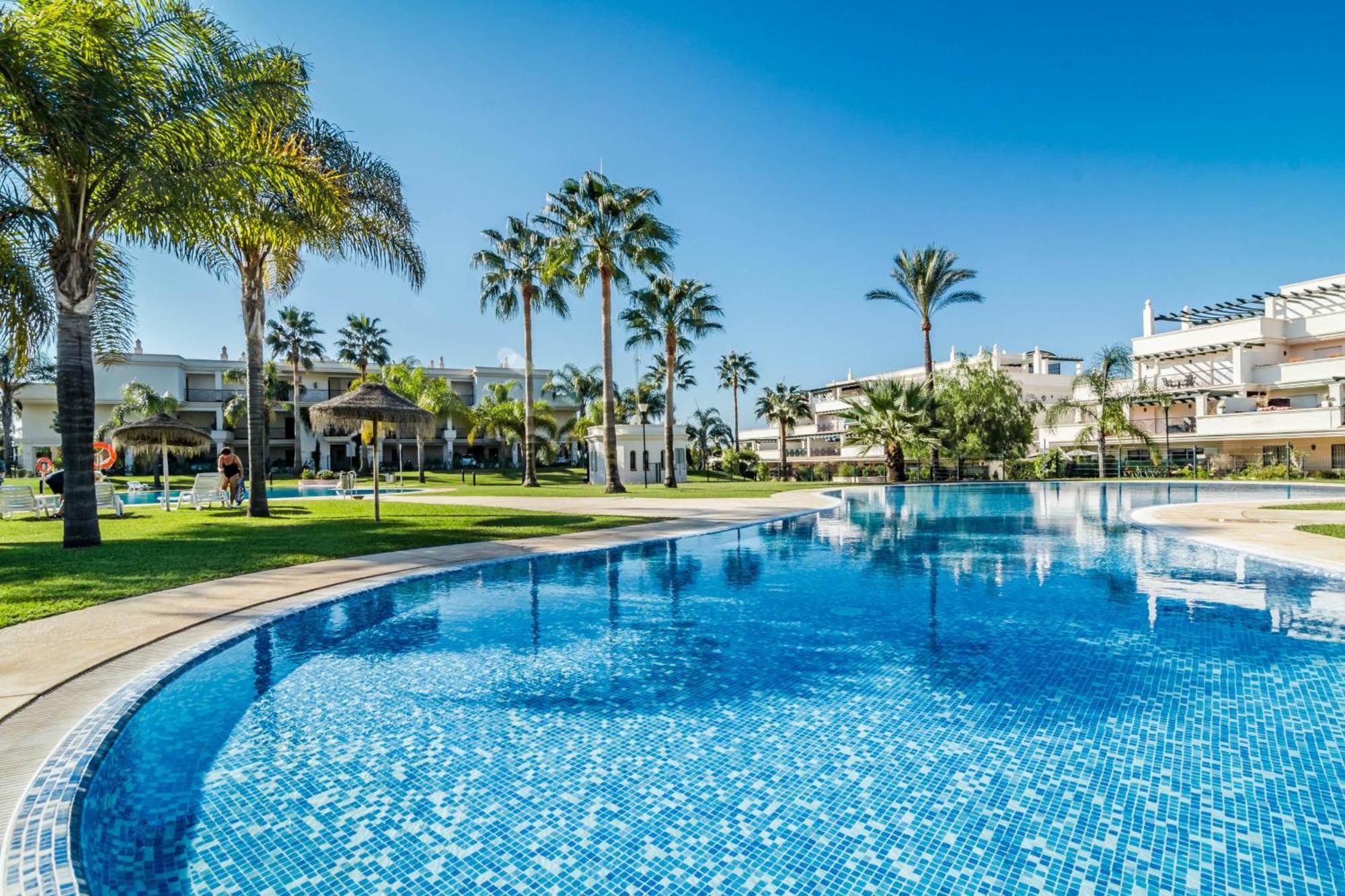 Beautiful Near Puerto Banus With Huge Terrace Apartamento *