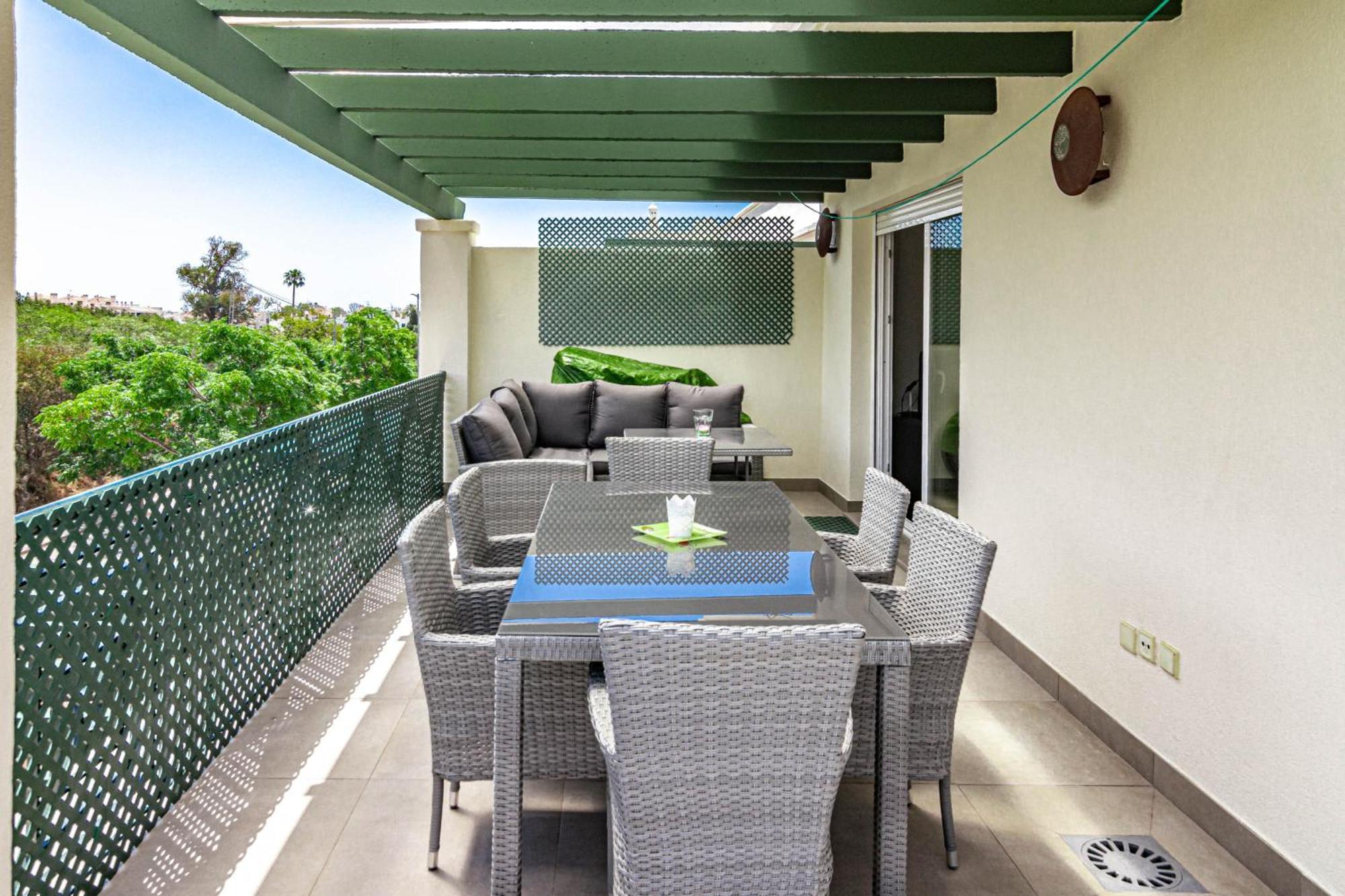 Beautiful Near Puerto Banus With Huge Terrace