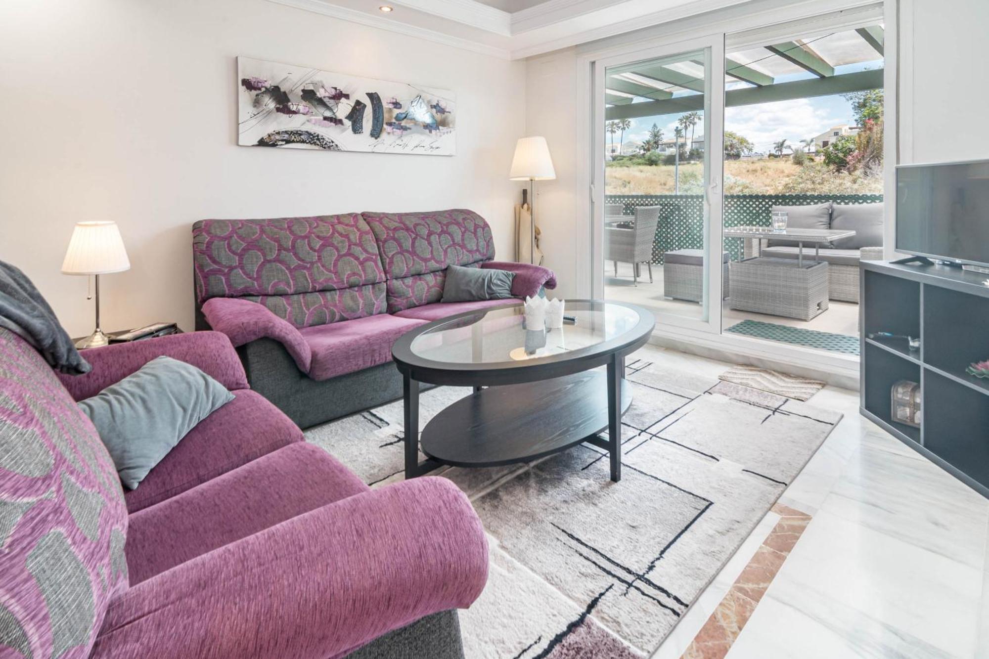 Beautiful Near Puerto Banus With Huge Terrace *